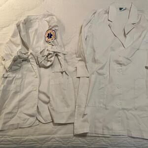 USA MADE! Vintage Authentic Lot of 2 Medical Lab Coats Doctor Jackets EMT 12 14